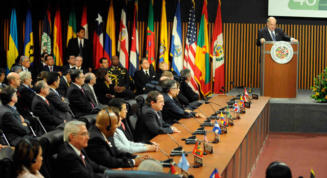 Suriname.Soporte técnico y financiero al consejo electoral de