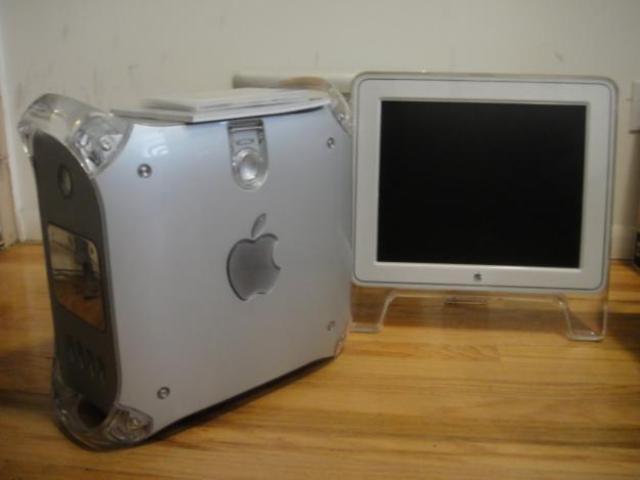 Mi padre me va enseñando a usar el ordenador