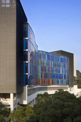 CUHK establish its Institute of Chinese Medicine