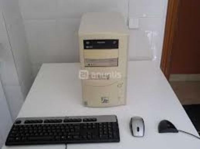 mi primer  antiguo ordenador