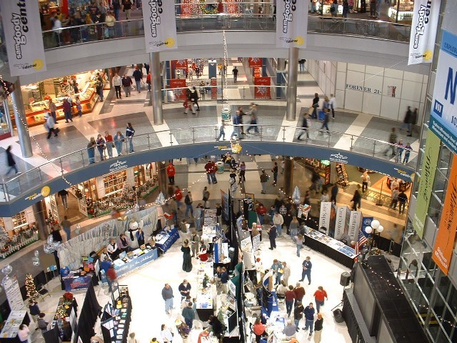 shoppping in Mall of America