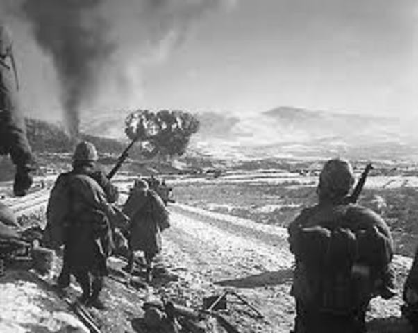 Roosevelt Aids Britain