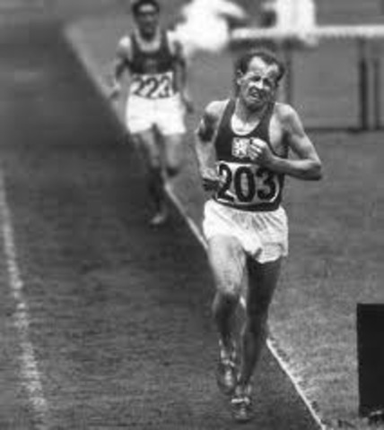 Emil Zatopek Helsinki 1952 2:23:03