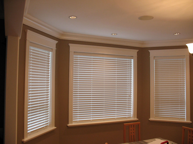 WINDOW BLINDS