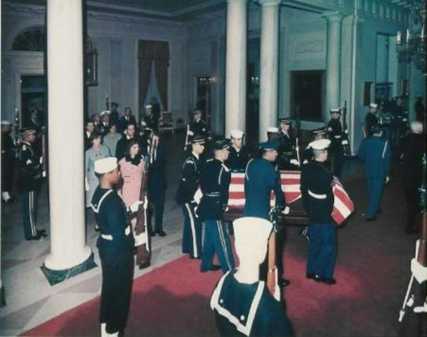 The plan for building the Capitol (Congress) began on September 18, 1793.  The Capitol was George Washington's idea. The Senate and House of Representatives make the laws for our country.  The Great Rotunda has served as the site for important funerals.