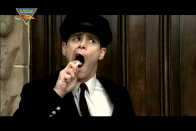 Loyd falls in love with Mary