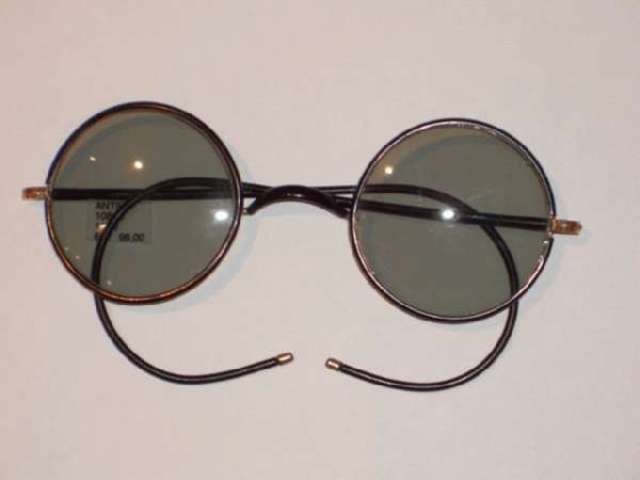 The First Sunglasses