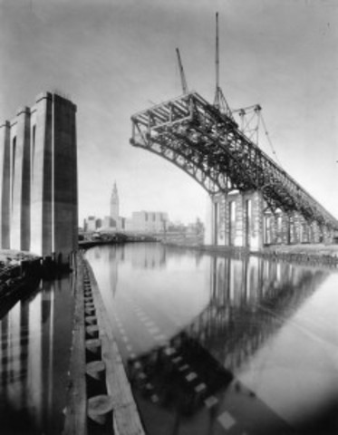 Robert Wolf writes the first Bridge Builder® analysis engine on a Wang Computer