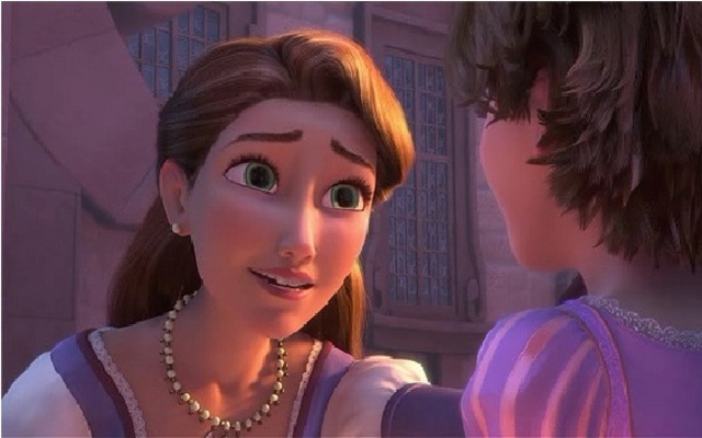 Rapunzel returns to the kingdom and reunites with the King and Queen