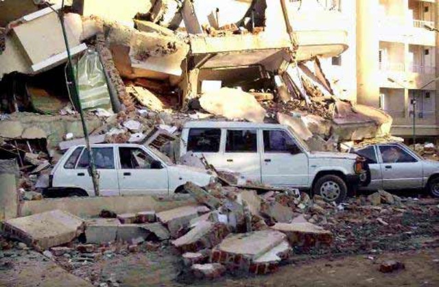 India's Worst Quake in 50 Years Leaves 2,250 Dead, More Missing