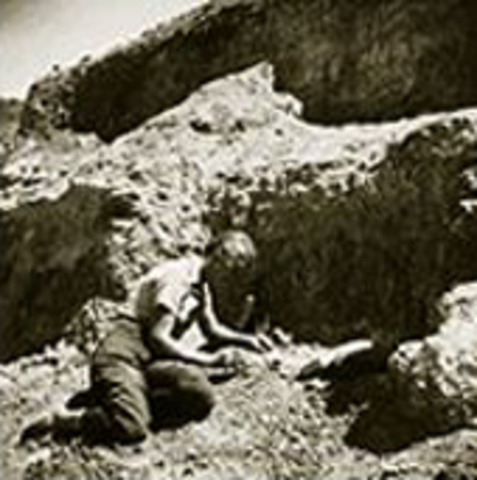 Jane travels to Kenya by boat and meets a famous person.