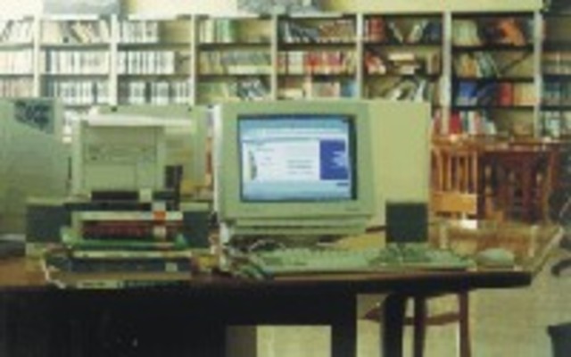 Inaguran talleres, biblioteca, laboratorios