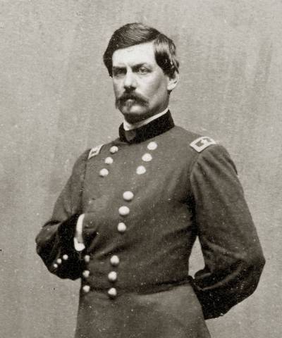 Gen Mclellan appointed comander of Union forces