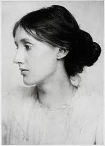 Virginia Woolf born