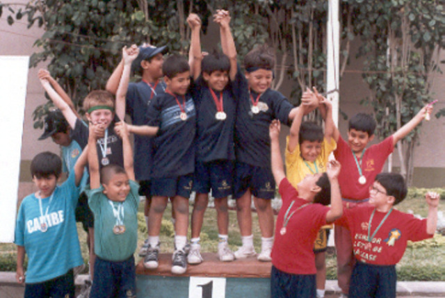 Comenzaron mini-olimpiadas en primaria
