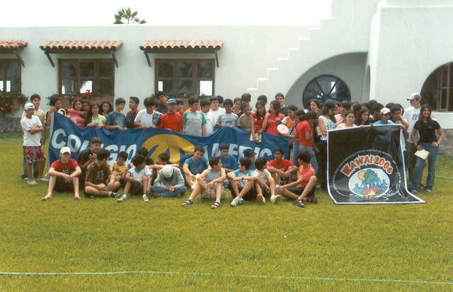 alumnos realizan paseo a Kawai