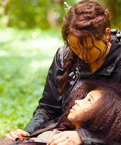 Rue gets stabbed and dies