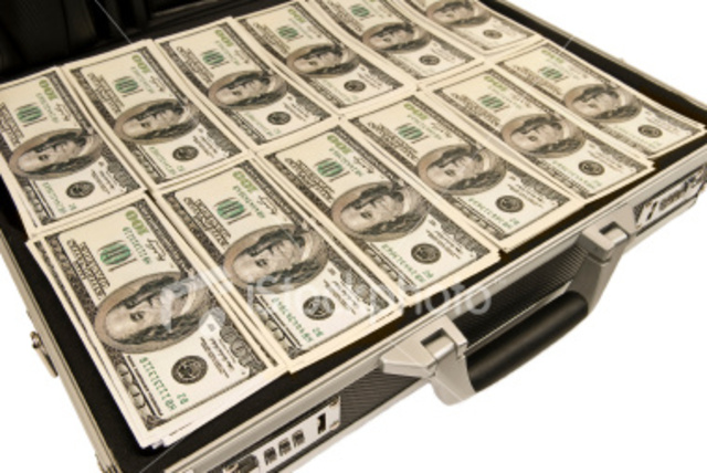 They find millions of dollars in the briefe case.