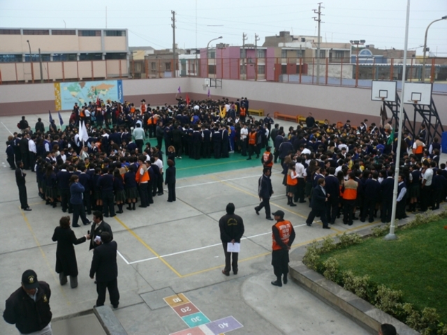 Colegio América, sigue creciendo