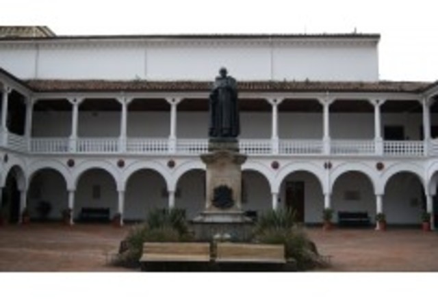el Colegio Mayor de Nuestra Señora del Rosario Fundado por: Fray Cristóbal Torres