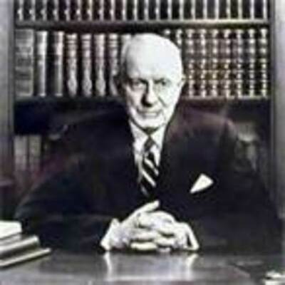 Timeline: Sam Walton