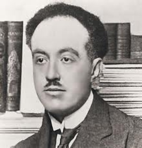 Louis De Broglie