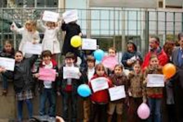 HABITANTES DE LA REPÚBLICA