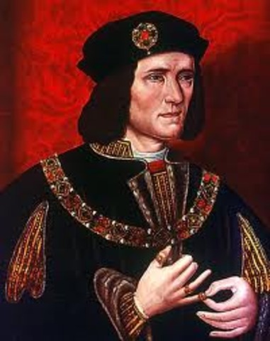 Richard III is killed in battle