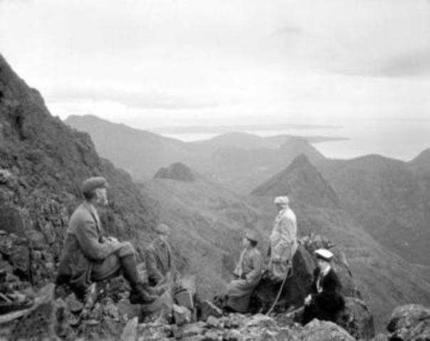 American explorers meet Canadian Explorers in The Ricky Mountains