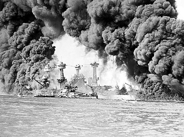 Japanese Bomb Pearl Harbor