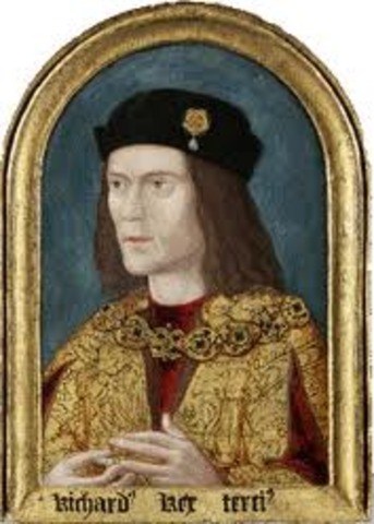 Richard III is killed in battle.