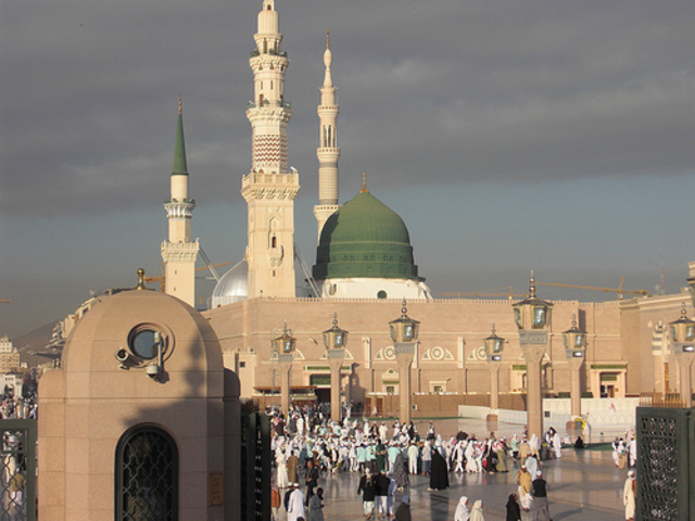 Prohet mahamed arrives in Medina