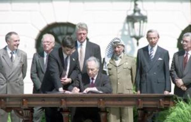 Israeli-Palestine Peace Accord Signed