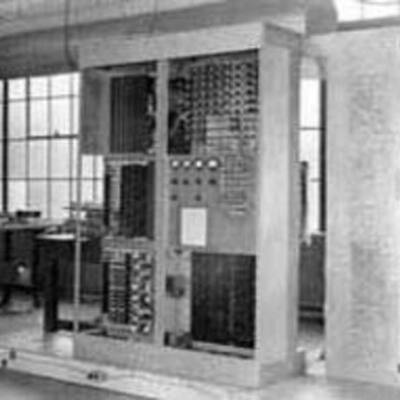 Timeline: La Historia de los Ordenadores