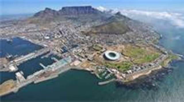 Bartholomeu Dias reaches southern tip of Africa