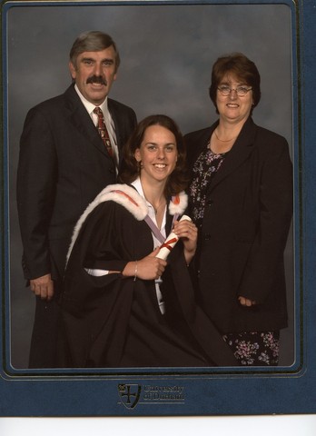 Gained 2:1 Degree in Natural Sciences