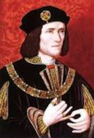 Richard III is killed in battle
