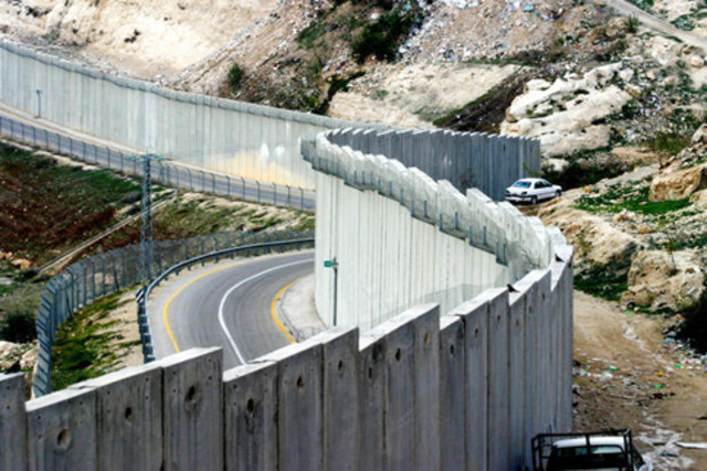 Israel  Expands Borders