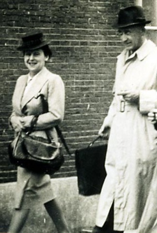 Van Pels go into hiding with the Franks