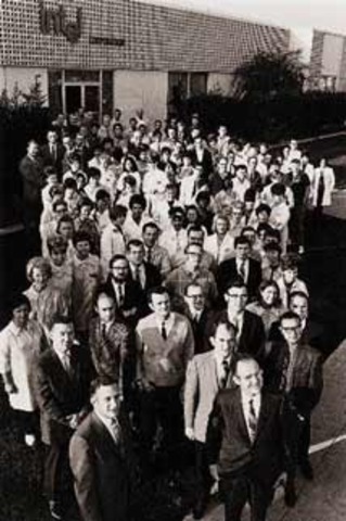 Se establece la compañia intel.