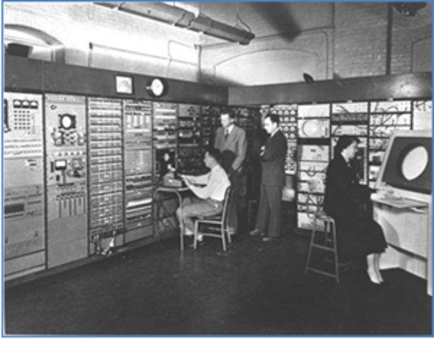 Las Computadoras En la Marina