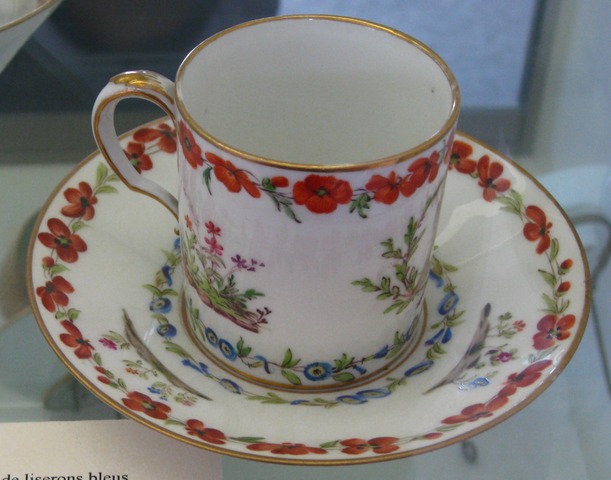 Tasse litron et soucoupe