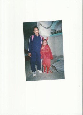 Con mi hermana la diablita