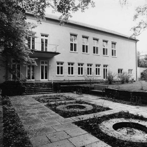 Orff-Centrum (Munich) was opened in July 1990, include research into, as well as the preservation and communication of Carl Orff´s creative work. The centre is a meeting place for academics and artists.