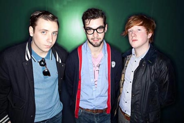 Two door cinema club- Who can talk