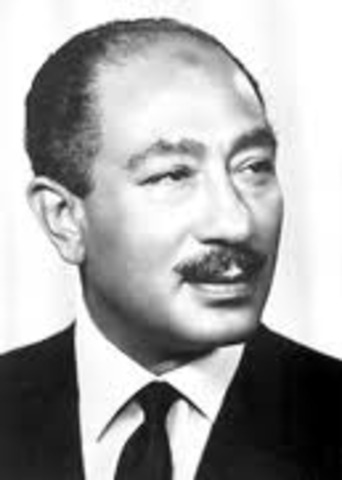 السادات رئيسًا