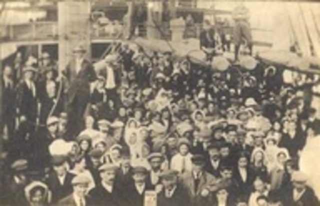 Irish immigrants protest