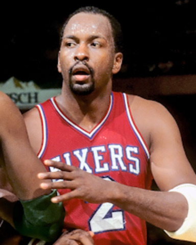 Moses Malone goes from High School to Pros