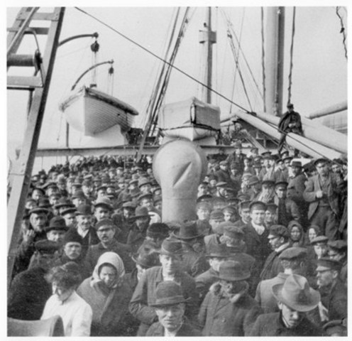 Czar Nicholas signs the Constitution 1