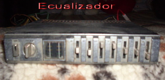 Autoarentzako Ekualizagailua